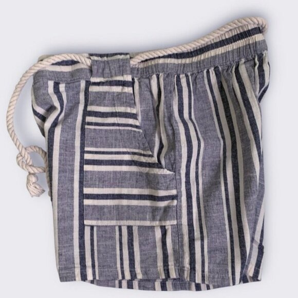 Ardene Striped Linen Shorts - Picture 3 of 4